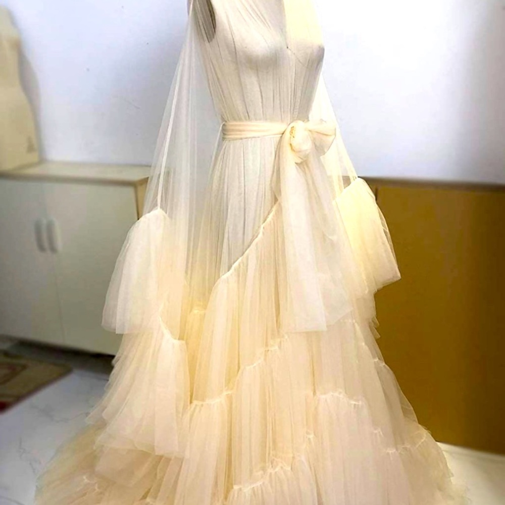 Gorgeous Tulle Robe